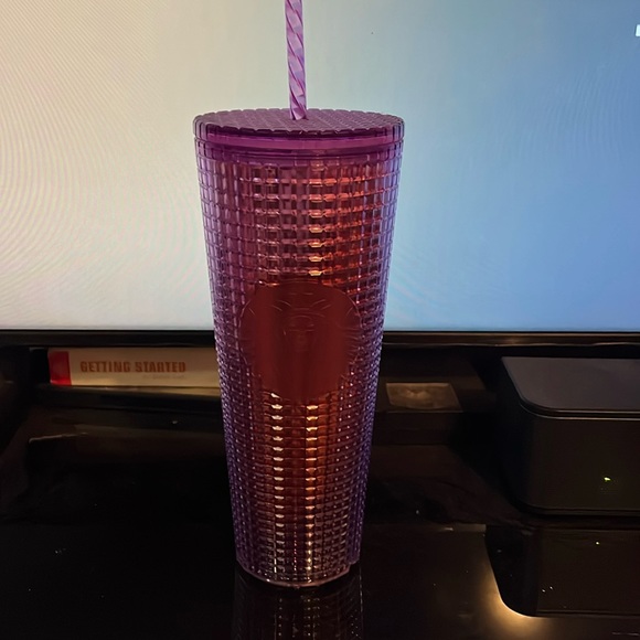 Starbucks Cup - Picture 1 of 5